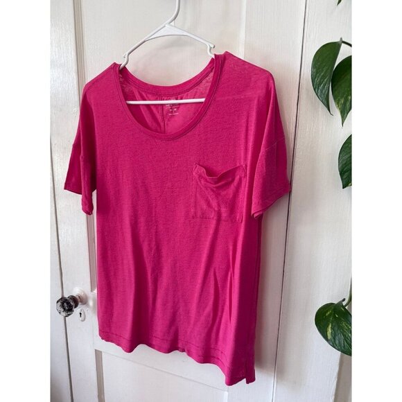 Old Navy boyfriend women’s size medium pink pocket T-shirt - Picture 2 of 6